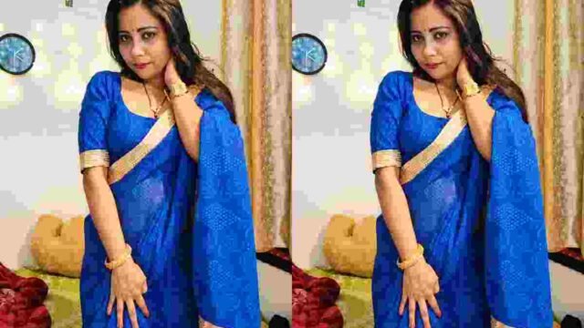 Horny Bhabhi Goes Absolutely Wild On Her Live Show Fully Nude With Vibrator And Cucumber Play